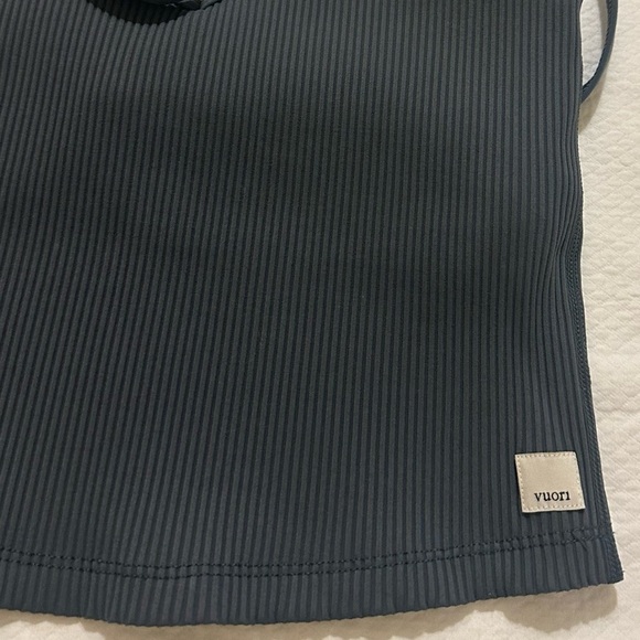 Vuori Rib Crop Tank - Stone SMALL - Picture 4 of 6